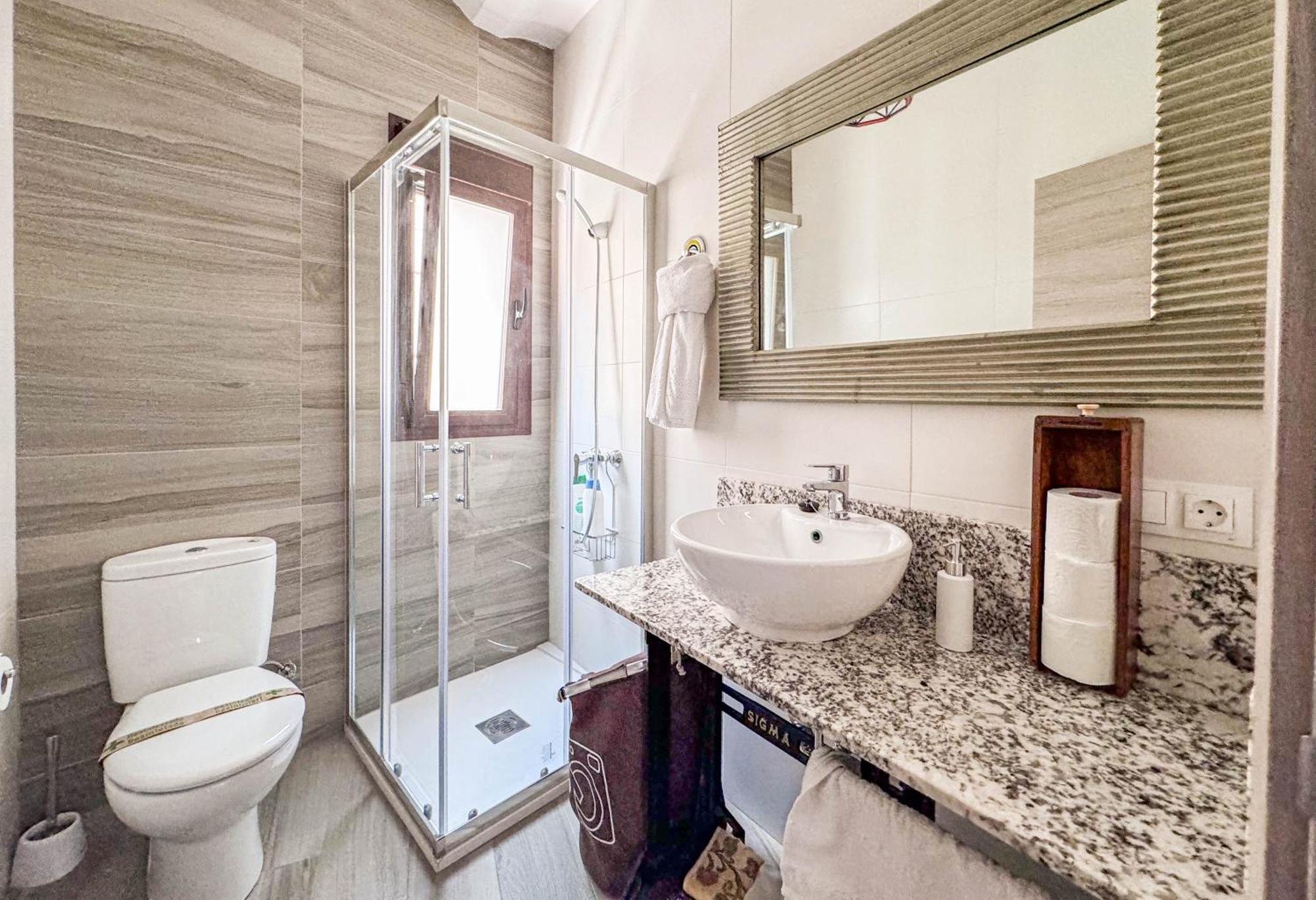 Casa Cueva Rural Vico Ideal Grandes Grupos Holiday home *